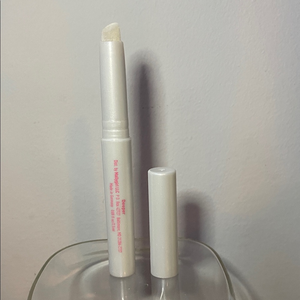 Mally Dark Circle Corrector in Deeper